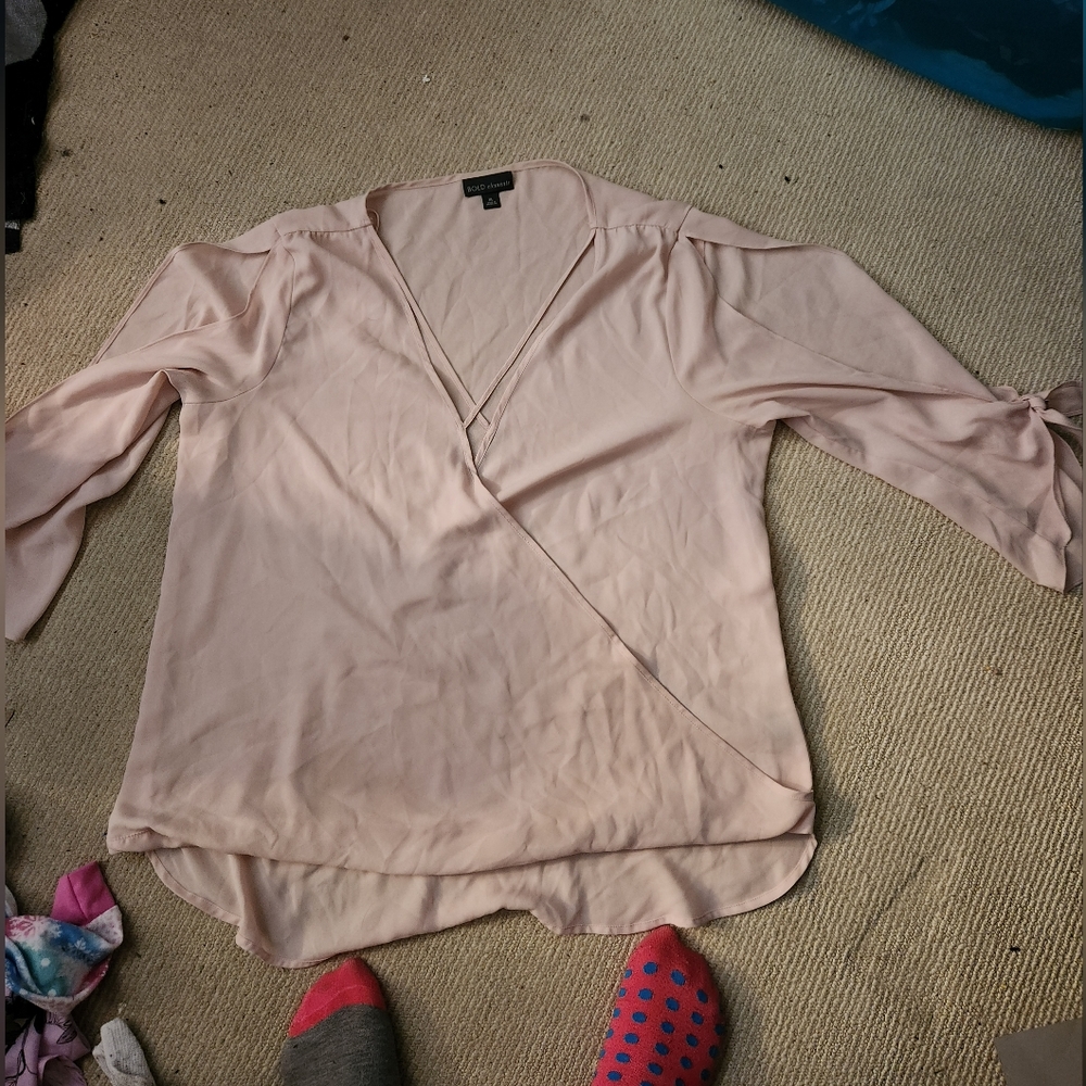 Pretty long sleeve top